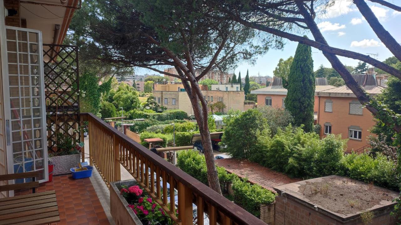 Eur Mostacciano Bilocale Nel Verde Fino A 5 Ospiti ローマ エクステリア 写真